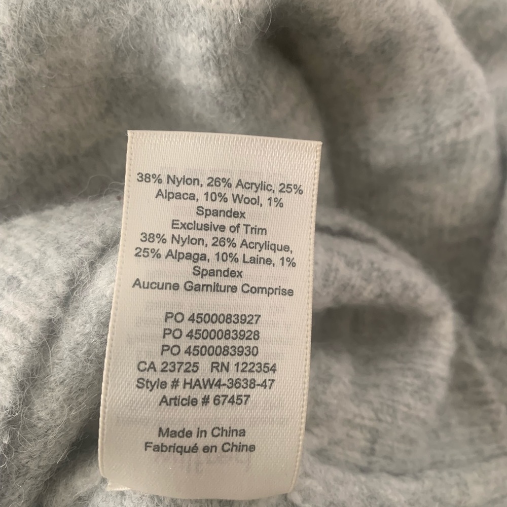 Wilfred Lorin sweater size small - Picture 7 of 7